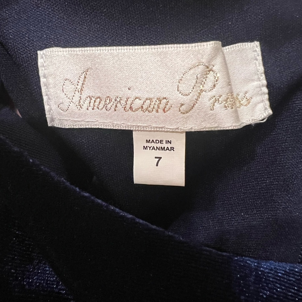 American Princess✨Elegant Navy and pink pearl Kids Dress Size:7 - Picture 2 of 7